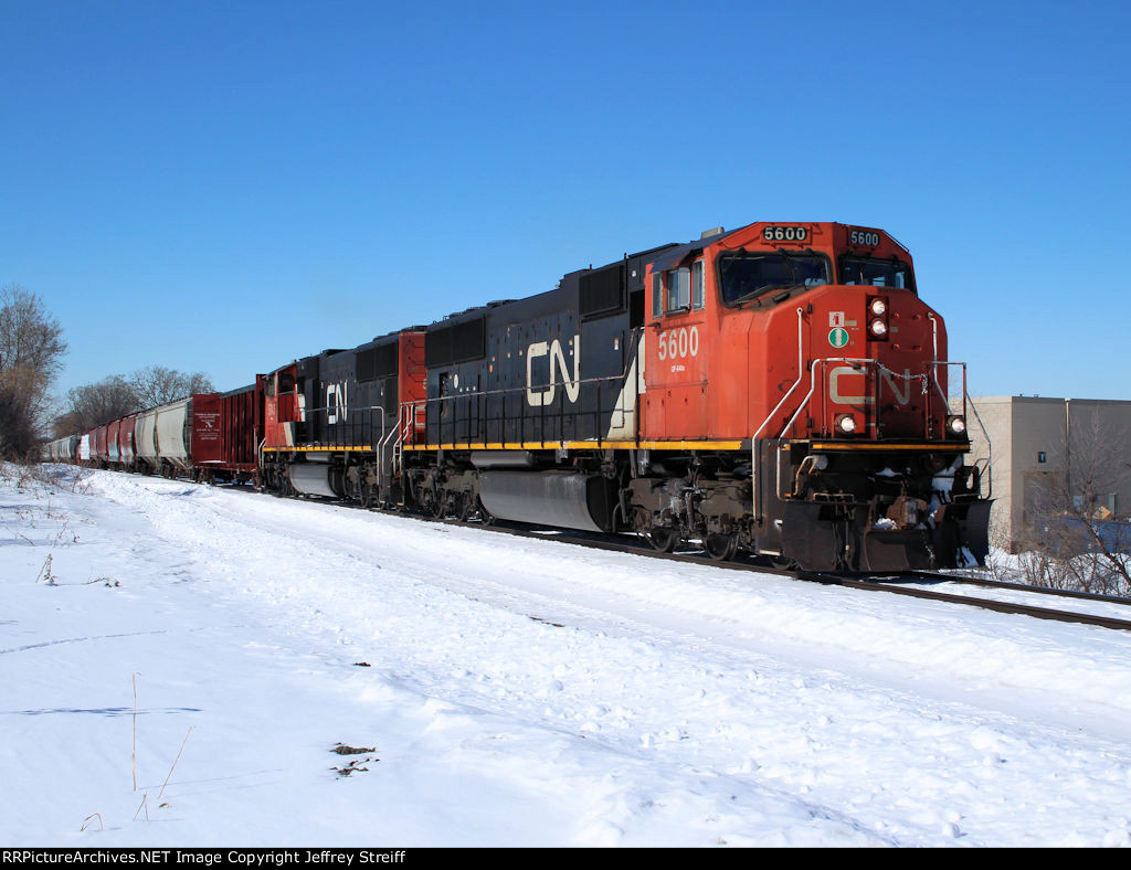 CN 5600